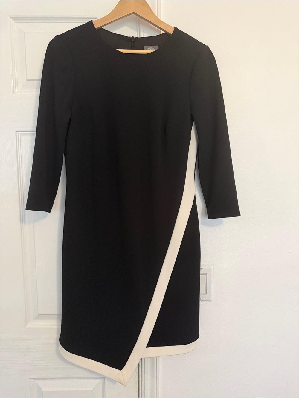 Vince Camuto Black Shift Dress with Cream Trim